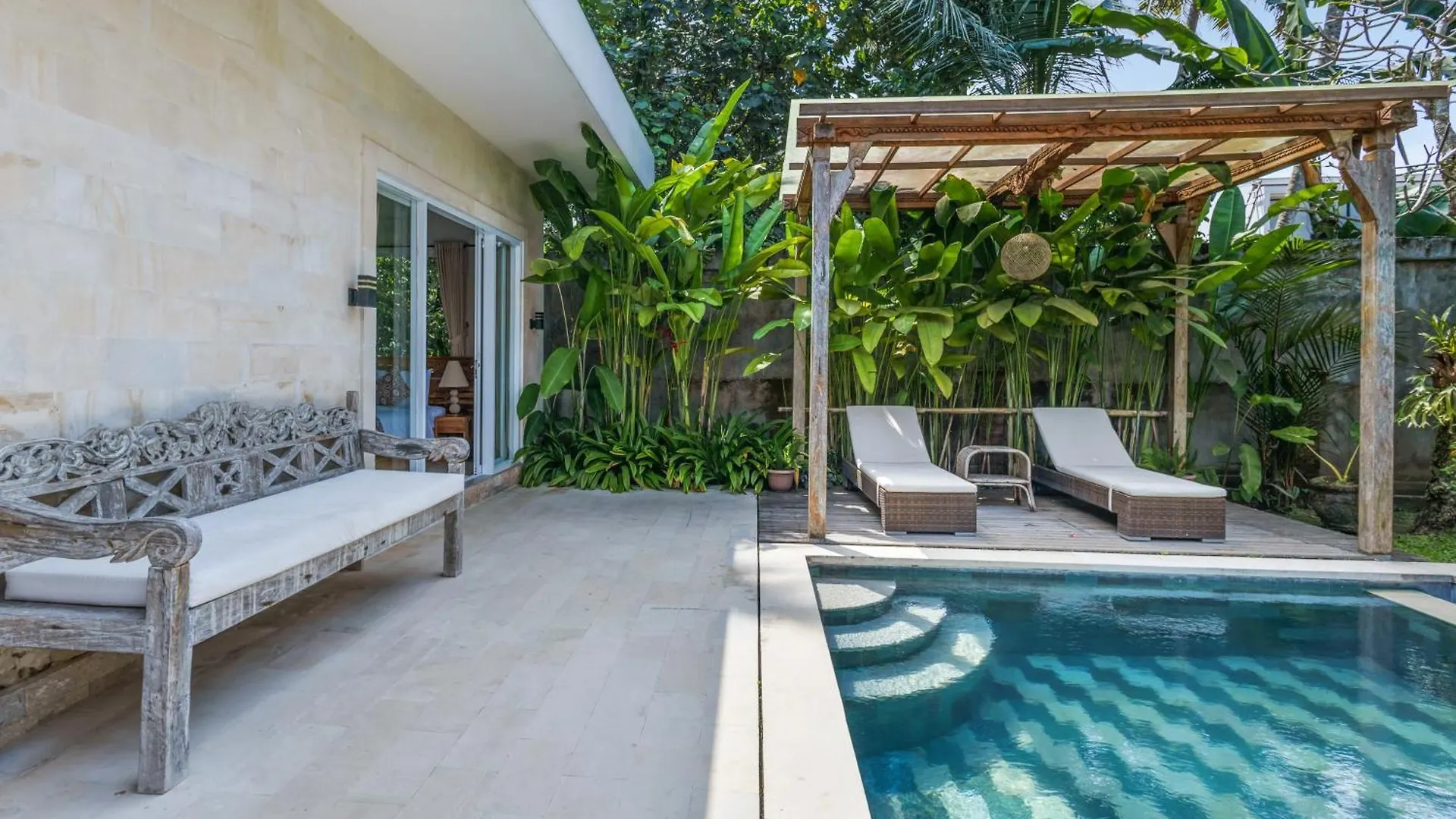 New 4 Bedroom Villa Surrounded By Jungle And Ricefields Ubud