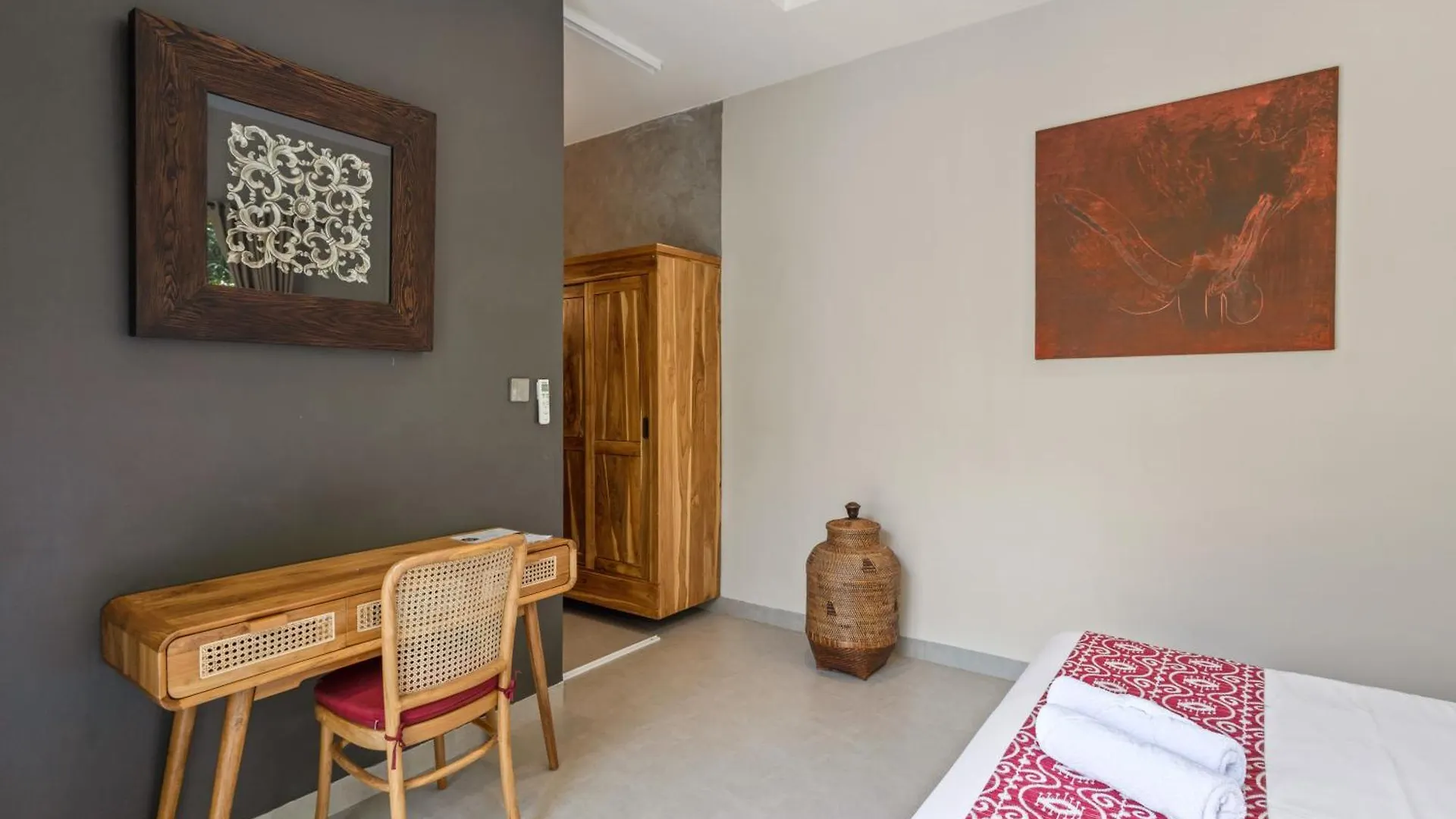 New 4 Bedroom Villa Surrounded By Jungle And Ricefields Ubud Indonésie
